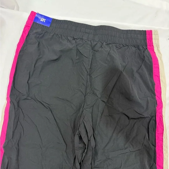 JoyLab Black Jogger Set with Pink and Cream Accents - Picture 5 of 10